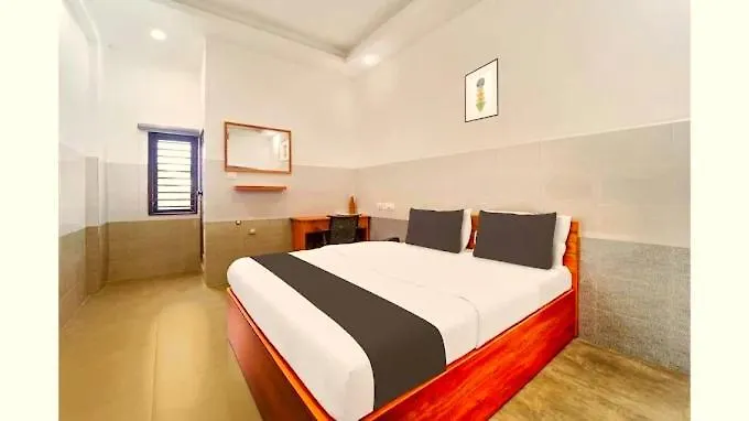 Wayanad West Residency Hotel Kalpatta