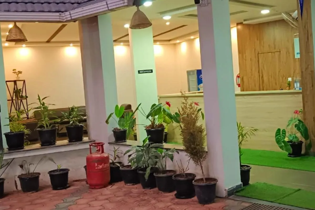 Wayanad West Residency Hotel Kalpatta