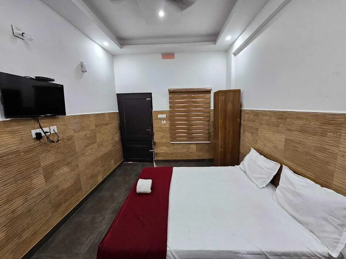 Wayanad West Residency Hotel Kalpatta